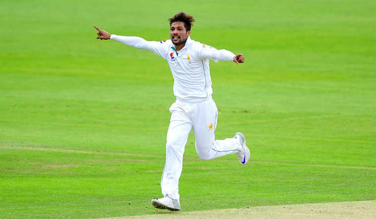 पाकिस्तानी गोलंदाज मोहम्मद आमीरची कसोटी क्रिकेटमधून निवृत्ती