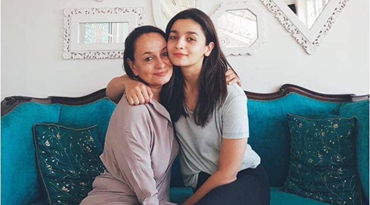 alia bhatt with mother