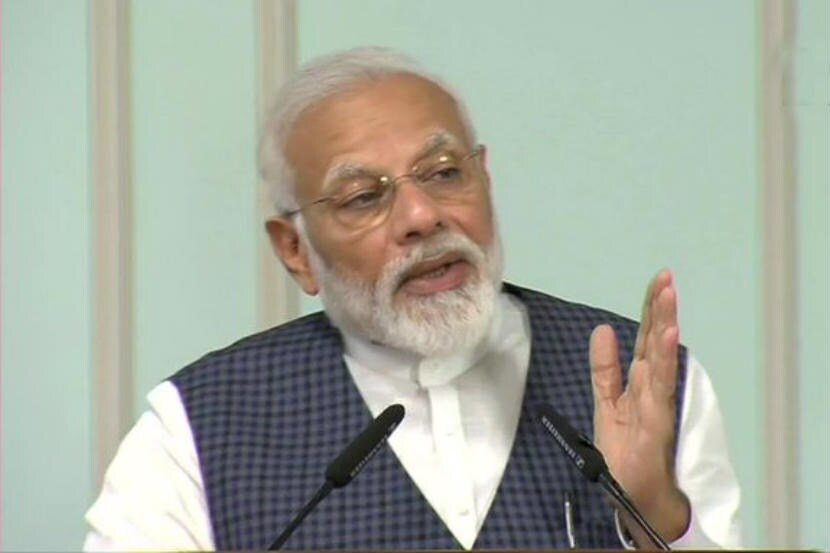 पंतप्रधान साधणार एक लाख महिलांशी संवाद