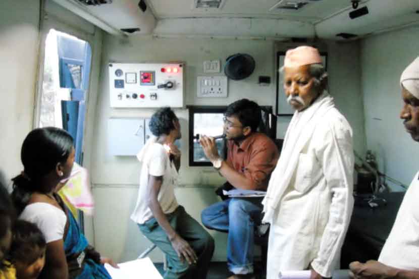 ‘निर्माण’च्या ३५० विद्यार्थ्यांची ग्रामीण भागात पूर्णवेळ सेवा
