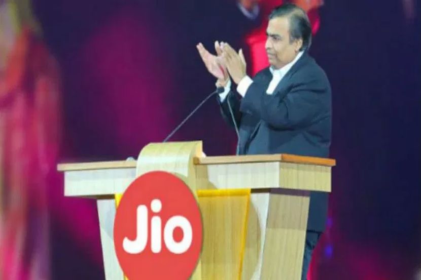 Reliance AGM 2019 : पाच सप्टेंबर रोजी जिओ फायबर लाँच होणार, ७०० रुपयांपासून प्लॅन सुरू