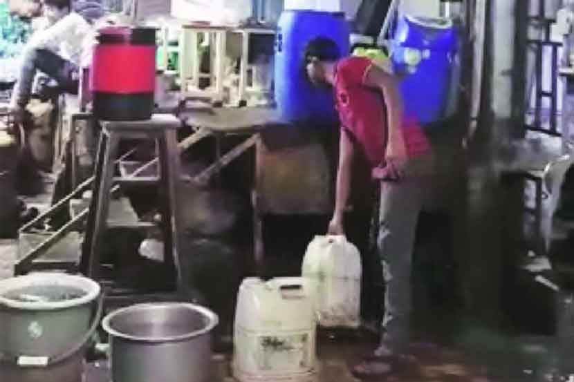 खाद्यपदार्थासाठी शौचालयातील पाणी?