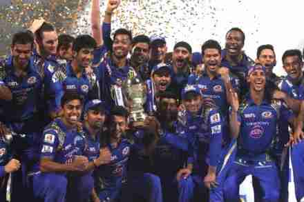 IPL 2020 : मुंबई इंडियन्सच्या ताफ्यात आला नवीन गोलंदाज