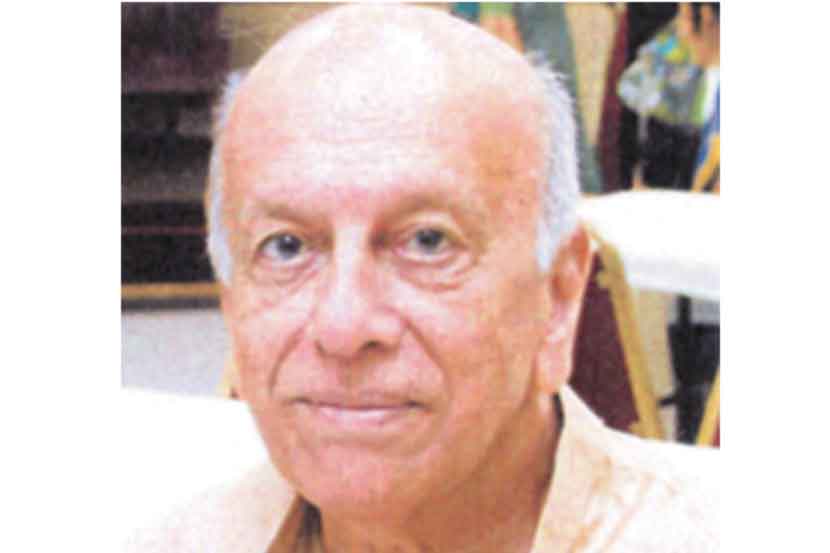 निवृत्त एअर कमोडोर मधुकर मराठे