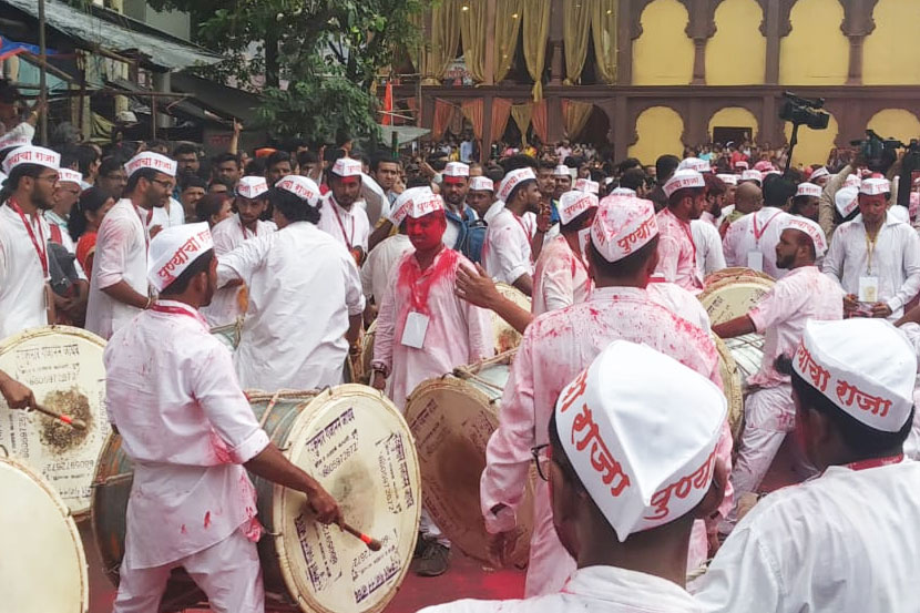 पुणे : गणपती विसर्जन मिरवणूक, वाहतूक मार्गांमध्ये बदल; १७ रस्ते बंद