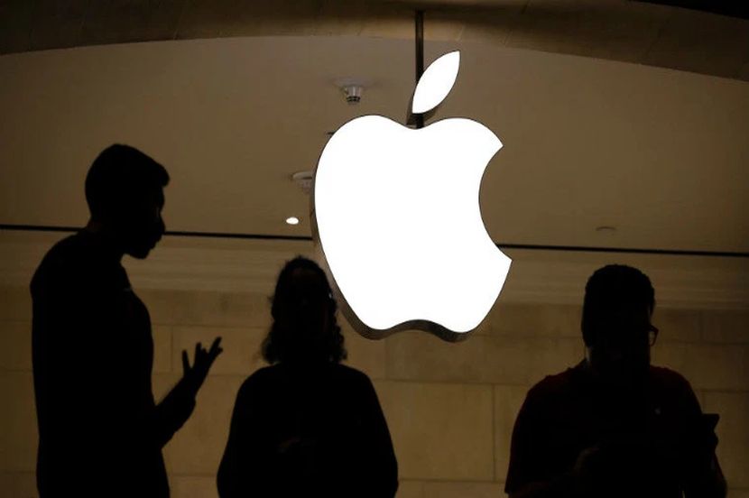 ‘अ‍ॅपल’वर ‘Sign in with Apple’ फीचर चोरल्याचा आरोप