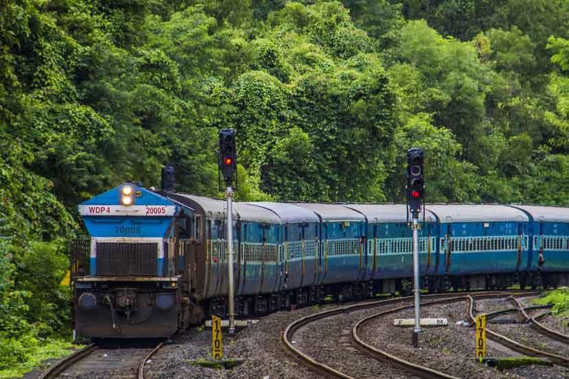 कोकण रेल्वेमार्गावर आज मेगा ब्लॉक