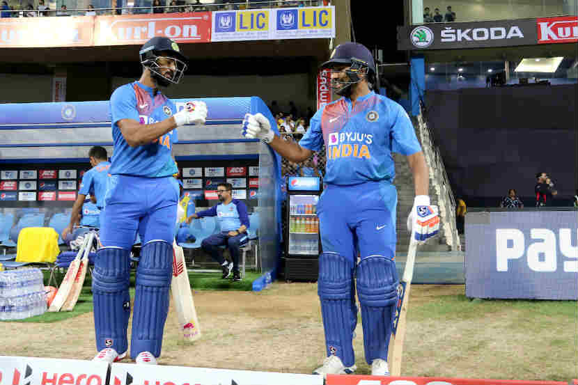 IND vs WI : रोहित-राहुलच्या शतकी भागीदारीमुळे टीम इंडियाची ऑस्ट्रेलियाशी बरोबरी