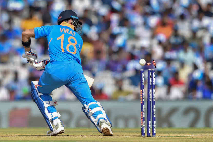 IND vs WI : पहिल्याच सामन्यात विराट अपयशी, दांडी गुल करत शेल्डन कोट्रेलने रचला इतिहास