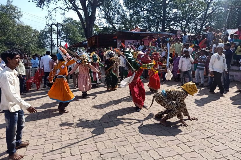 पालघर-मनोर मार्गावर असलेल्या वाघोबा खिंड येथे आज या उत्सवाचे आयोजन करण्यात आले होते (फोटो - नीरज राऊत)