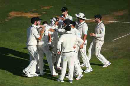 Ind vs NZ : वेलिंग्टन कसोटीत न्यूझीलंडकडून भारताचा धुव्वा, १० गडी राखत जिंकला सामना