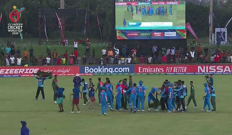 Video : संघाच्या विजयाला बांगलादेशी खेळाडूंनी लावलं गालबोट, भर मैदानात हमरीतुमरी