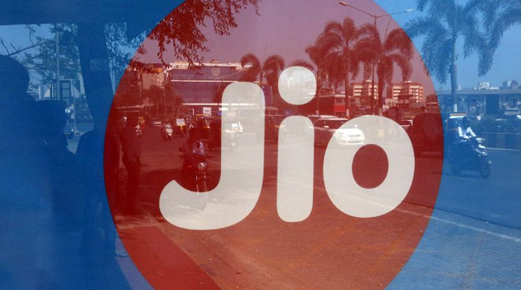 Reliance Jio : एक ट्रिक वापरा आणि 199 च्या प्लॅनमध्ये 10 पट अधिक डेटा मिळवा