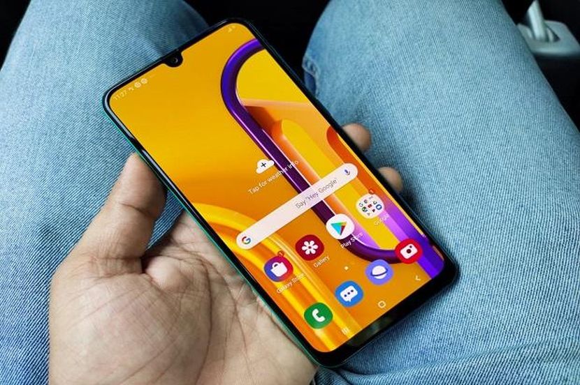 स्वस्त झाला Samsung चा‘जंबो’ बॅटरी व 48MP सह ट्रिपल कॅमेरा सेटअपचा स्मार्टफोन
