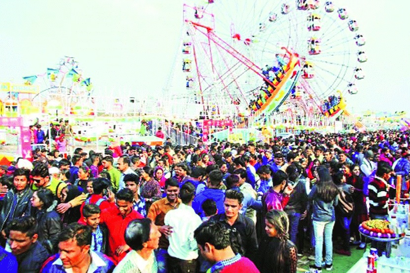 पुष्कर यात्रा : उत्सवाचे पर्यटन