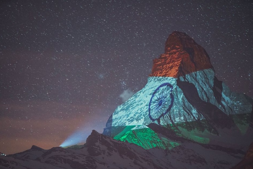 Photo Courtesy: Zermatt Matterhorn/FB (Light Art by Gerry Hofstetter / Photo Gabriel Perren)