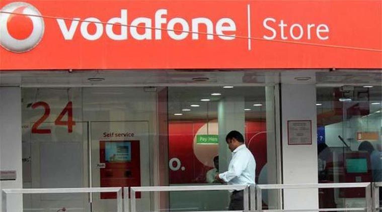 Vodafone च्या ग्राहकांना झटका, ‘हा’ पॉप्युलर प्लॅन झाला 100 रुपयांनी महाग