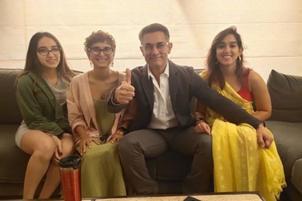 आमिर खानच्या मुलीनं शेअर केले साडीतील फोटो; लूक पाहून तुम्हीही व्हाल घायाळ