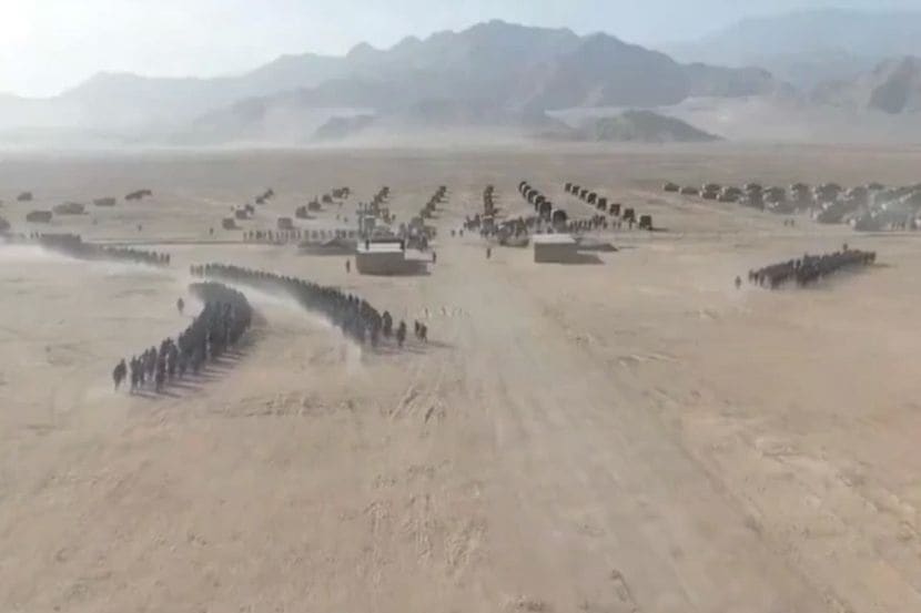 चीनने पुन्हा दाखवला रंग : शांतता चर्चेनंतर सैन्याची जमवाजमव, अधिकृत व्हिडीओ आला समोर