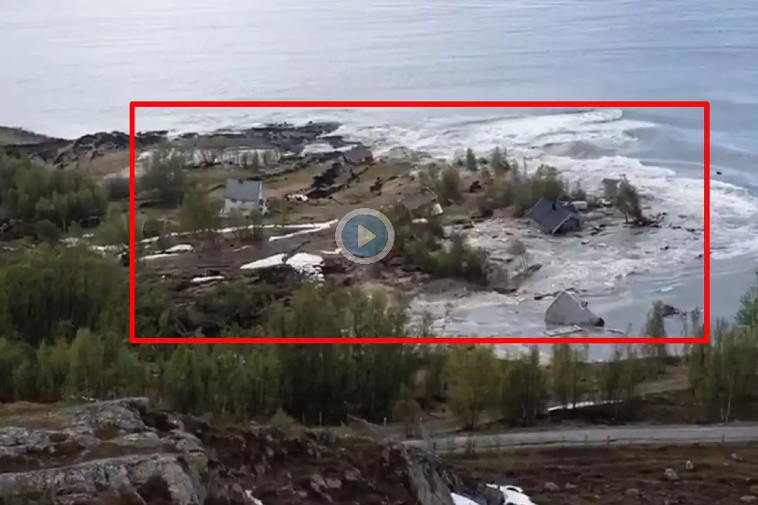 Video: पाहता पाहता किनाऱ्यावरील आठ घरं समुद्रात गेली वाहून