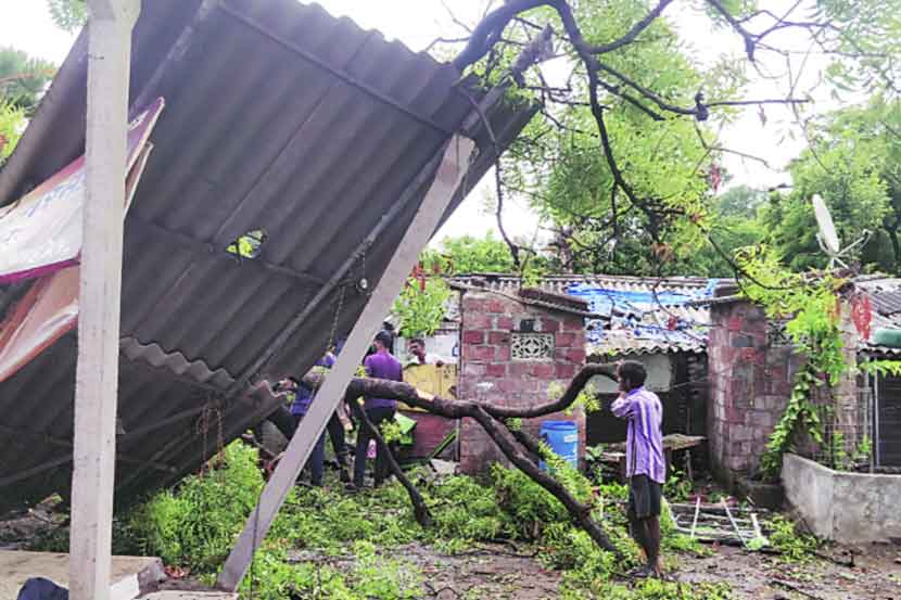 उद्ध्वस्त कोकणाच्या उभारणीसाठी १५०० कोटींची गरज