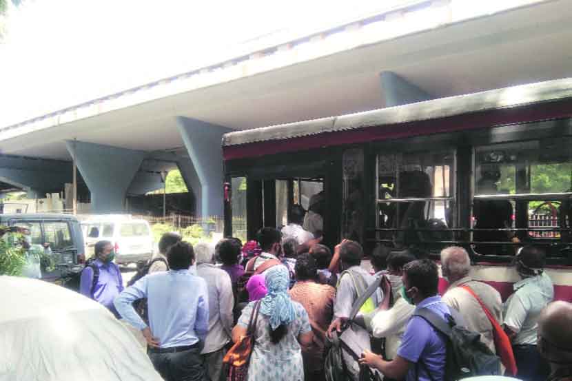 सेवा देण्यास बेस्टच्या नाकीनऊ