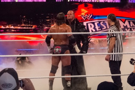 WWE चाहत्यांसाठी आनंदाची बातमी; सुपरस्टार बोलणार आता हिंदीमध्ये