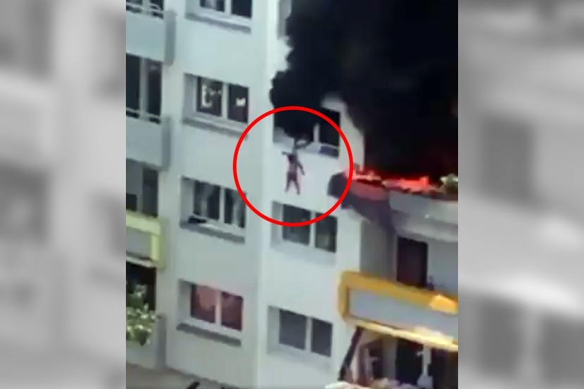 ह्रदयाचा ठोका चुकवणारी घटना! इमारतीला आग लागल्यानंतर मुलांनी घेतल्या ४० फूटावरून उड्या