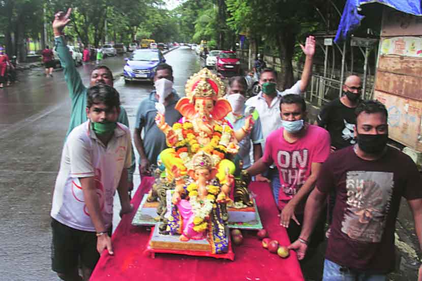 गणेशमूर्तीच्या संख्येत घट