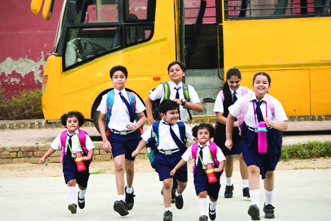 विद्यार्थ्यांना अर्थार्जनासाठी सक्षम करतानाच त्यांचे आयुष्य सर्वार्थानी समृद्ध व्हावे या दृष्टिकोनातून धोरणाची रचना करण्यात आली आहे. 