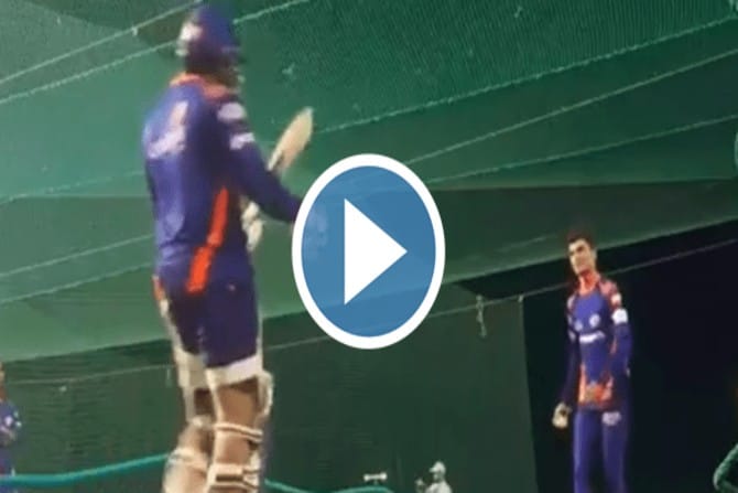 Video : गुड लेंग्थवर बॉलिंग कर…हिटमॅनचा सल्ला आणि मराठमोळ्या दिग्विजय देशमुखची कमाल
