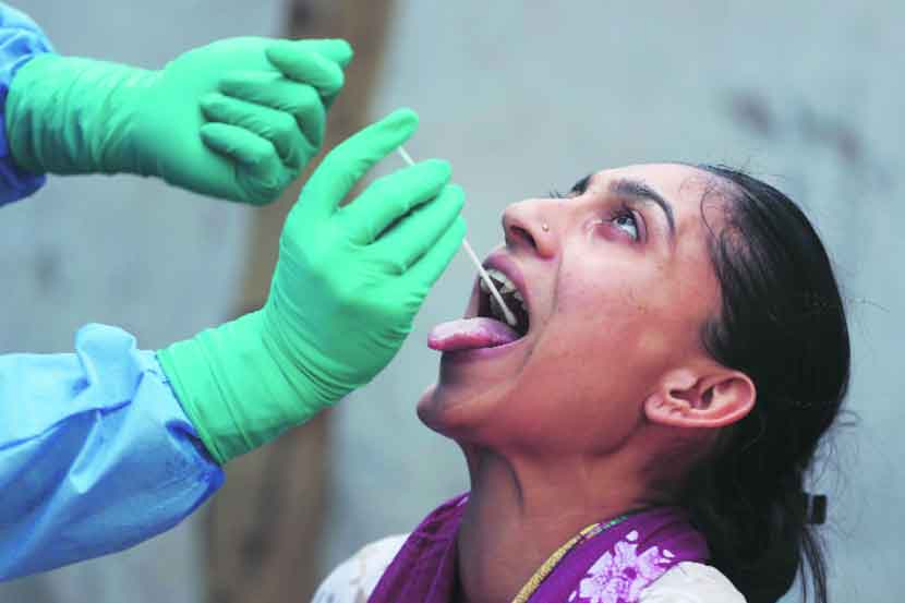 Coronavirus : मुंबईत २४ तासांत २,२८२ रुग्ण