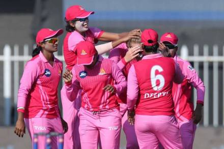 Women’s T20 : ट्रेलब्लेझर्सकडून वेलॉसिटीचा धुव्वा, ४७ धावांत गुंडाळला संपूर्ण संघ