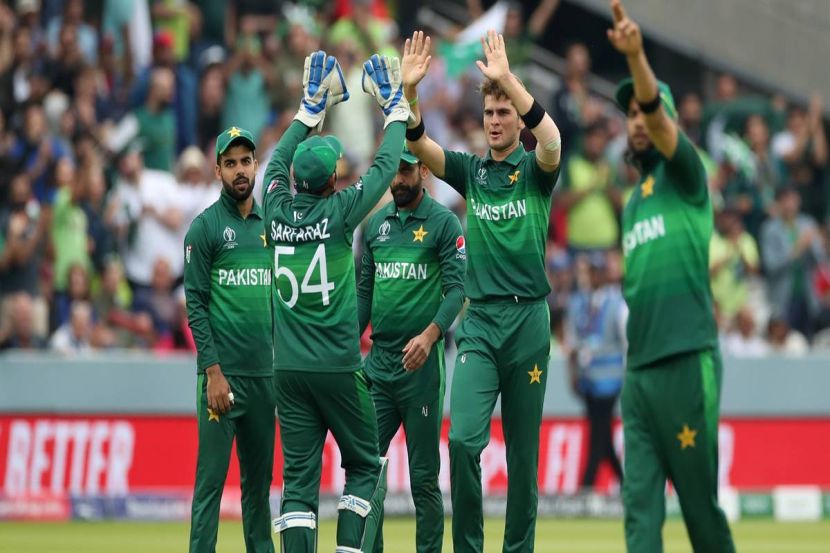 पाकिस्तानच्या संघातील ६ खेळाडू करोना पॉझिटीव्ह; न्यूझीलंडमध्ये पोहचल्यावर आले रिपोर्ट