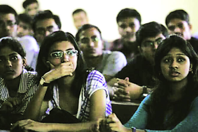 एखाद्या कृतीच्या परिणामावरून त्या कृतीची नैतिकता ठरविणाऱ्या नीतिशास्त्रातील सिद्धांताला परिणामवाद असे म्हणतात. 