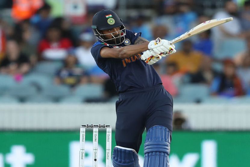 राहुलची फटकेबाजी, टी-२० क्रिकेटमध्ये विराट-रोहित-धोनीच्या पंगतीत मिळवलं स्थान