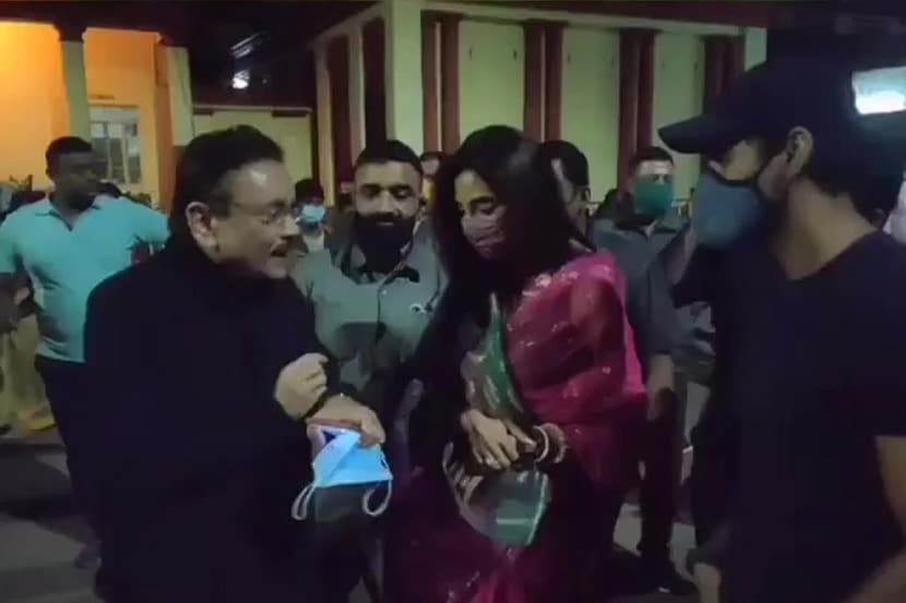 नुसरत जहाँ आणि यश यांचा मंदिरातील व्हिडीओ व्हायरल, अफेअरच्या चर्चांना उधाण
