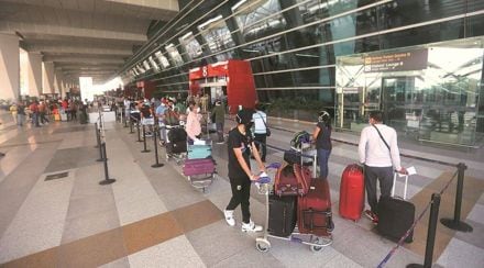 ( विमानतळाचं संग्रहित छायाचित्र )