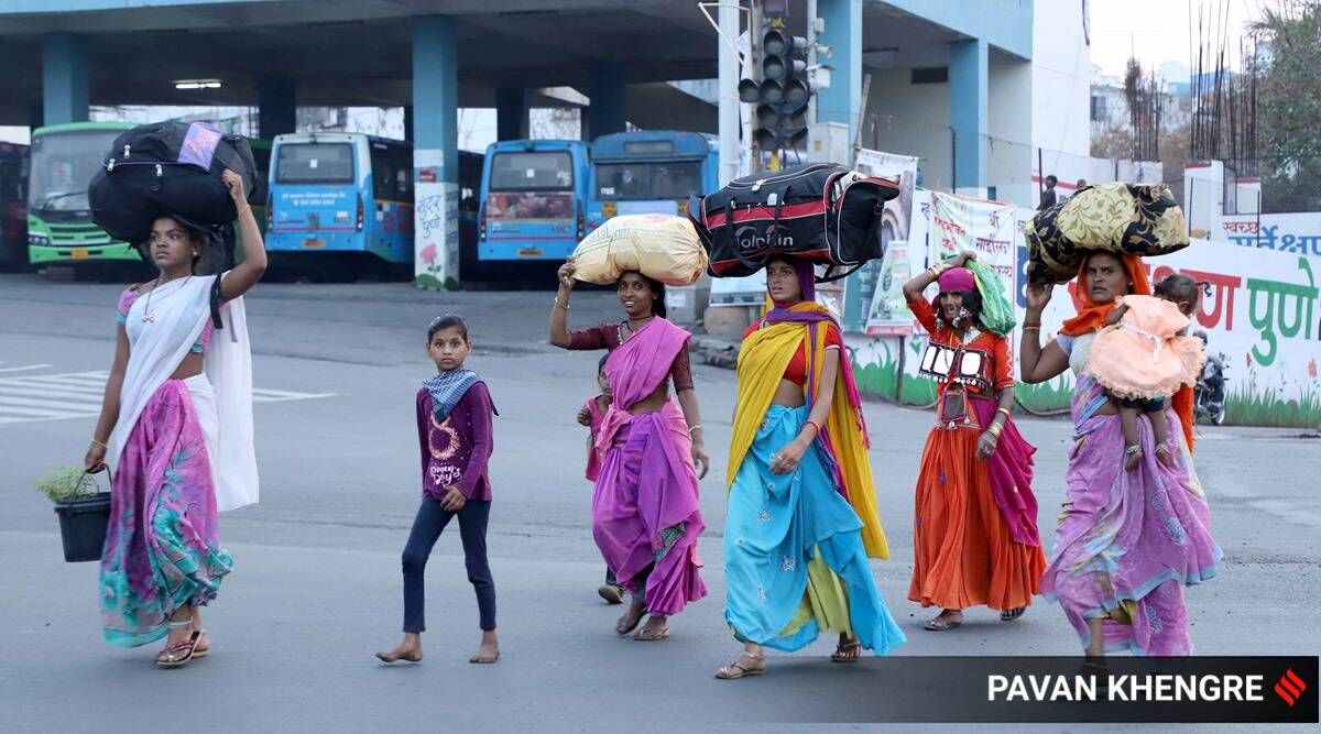 करोनासोबत जगायला शिकलं पाहिजे असं आपण सुरुवातीपासूनच म्हणत आलो आहोत. जगण्यासाठी उद्योग, व्यवसाय, नोकऱ्या, दैनंदिन व्यवहार सुरू राहणं किती अपरिहार्य आहे, हे अवघ्या देशाने गेल्या वर्षभरात अनुभवलं.