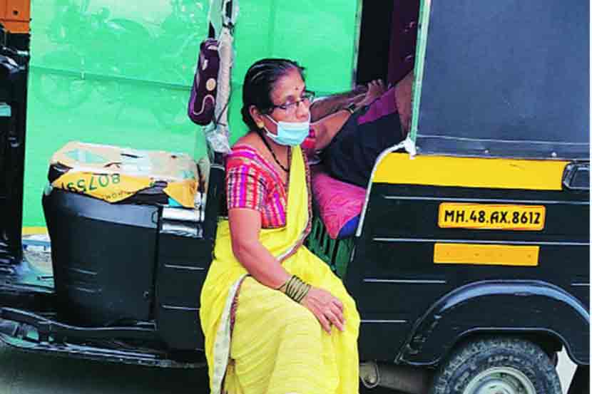 उपचारांअभावी रुग्णाचा रिक्षातच मृत्यू