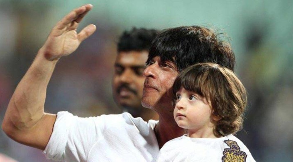 मुलाचं नाव AbRam का ठेवलं?; शाहरुख खानने केला खुलासा