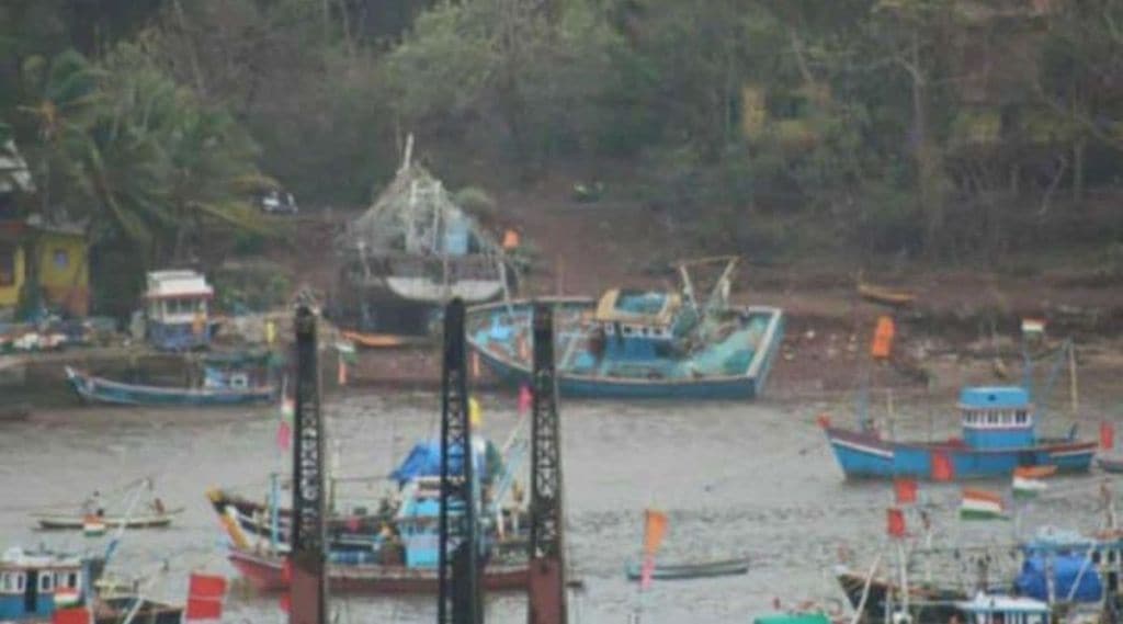 Cyclone Tauktae: देवगडमध्ये बोटी वाहून गेल्या; एका खलाशाचा मृत्यू, तिघे बेपत्ता!