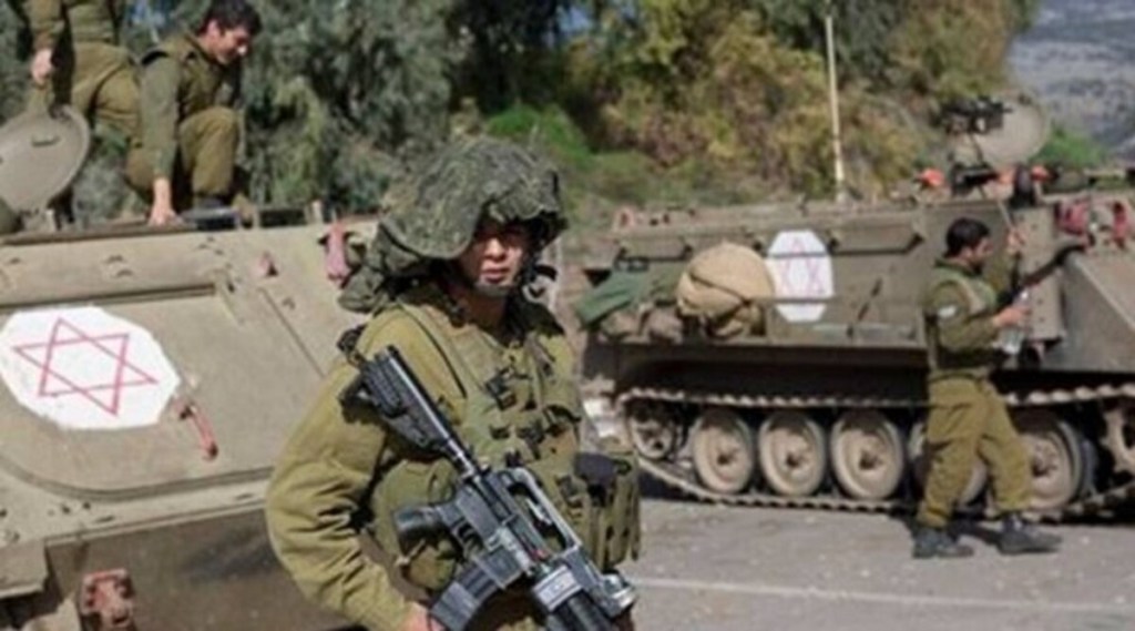 इस्रायलने गाझा सीमेवर पाठवले सैन्य, जमिनीवर युद्ध होण्याची शक्यता