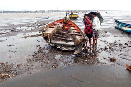 Cyclone Storm Tauktae Live Tracking, Heavy Rains in Mumbai Live News