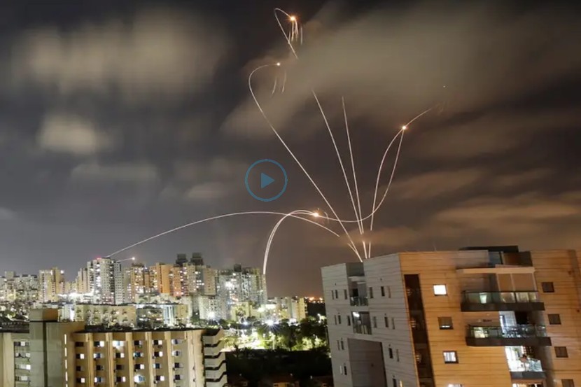 Video: पॅलेस्टाइनने डागली हजारो रॉकेट; मात्र इस्रायलच्या ‘आयर्न डोम’ने ती जमिनीवर पडण्याआधीच केली नष्ट