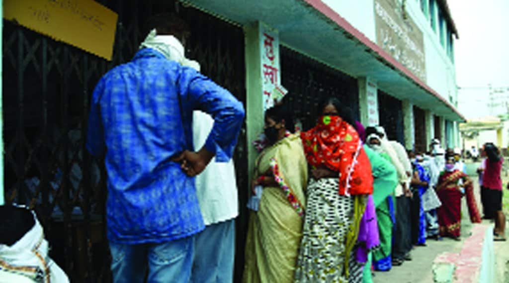 पश्चिाम विदर्भात लसीकरणाचा नियोजनशून्य कारभार