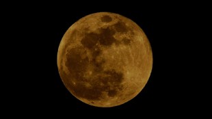 supermoon lunar eclipse blood moon