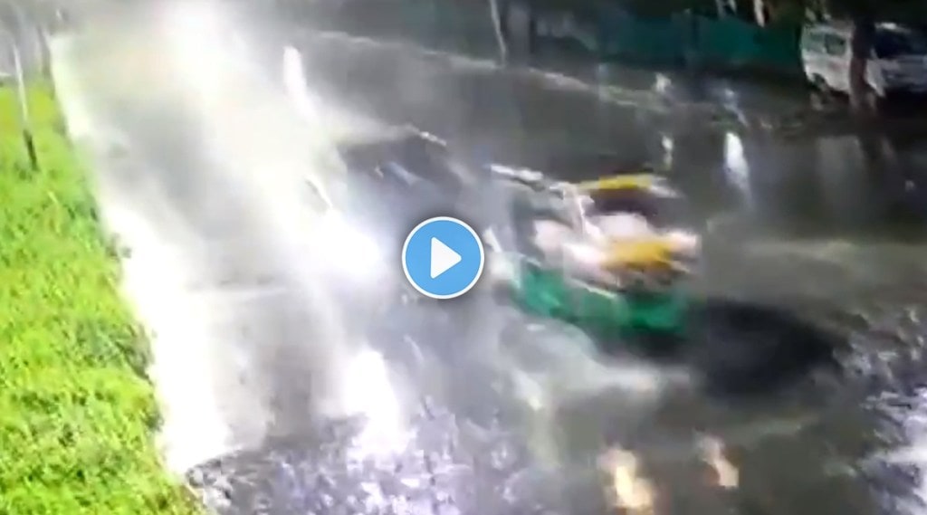 Video : वायुवेगानं आलेल्या ऑडी कारने उडवली रिक्षा; भयंकर अपघात सीसीटीव्हीत कैद