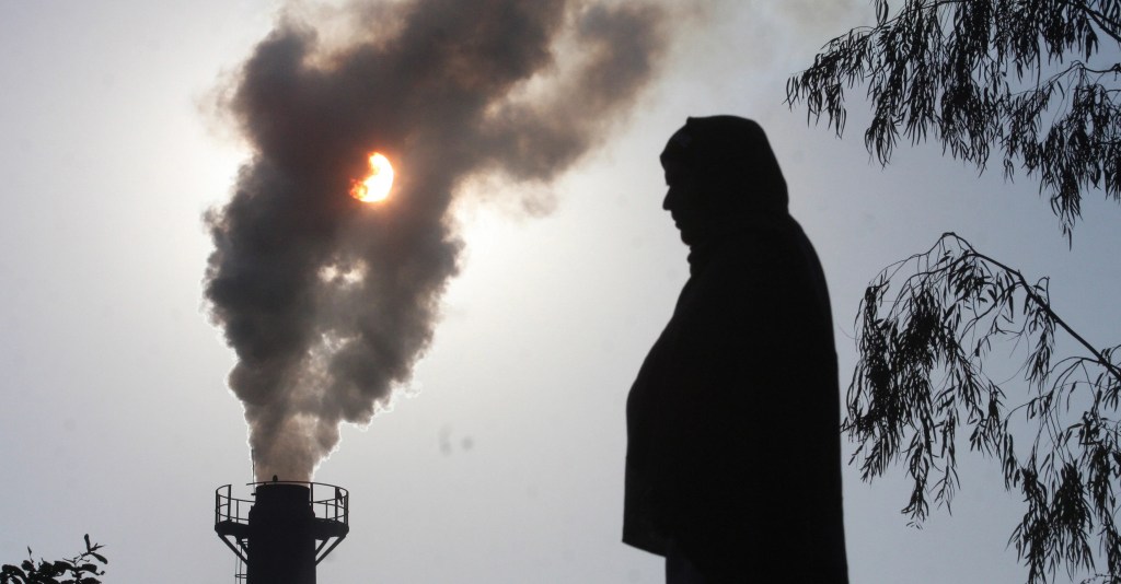 Risk of COPD increased due to pollution indoor smoke