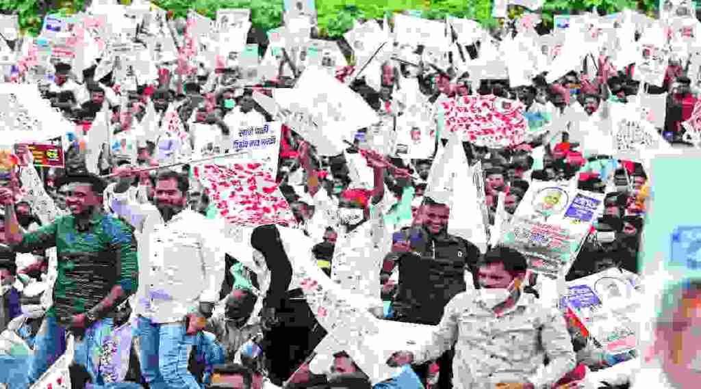 राज्य सरकारला नामांतरासाठी १५ ऑगस्टची मुदत